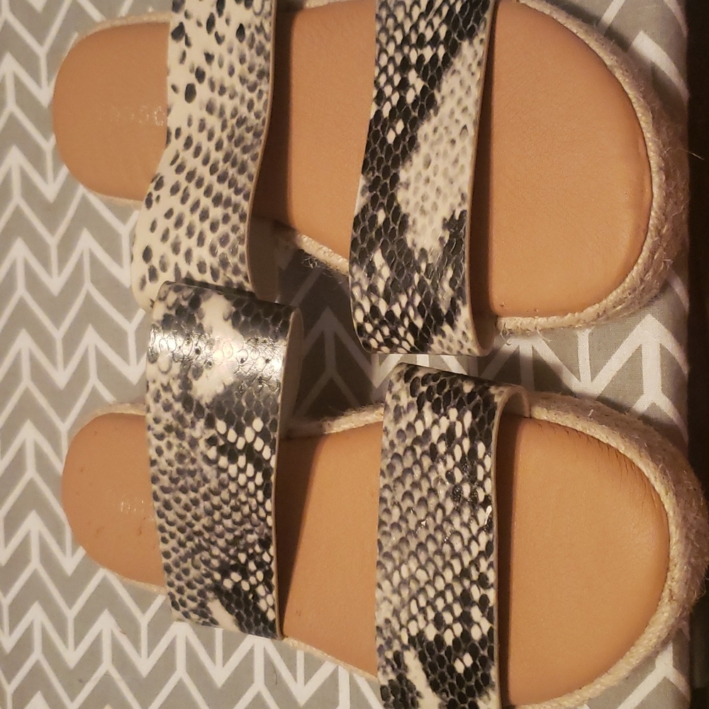 Kids sandles